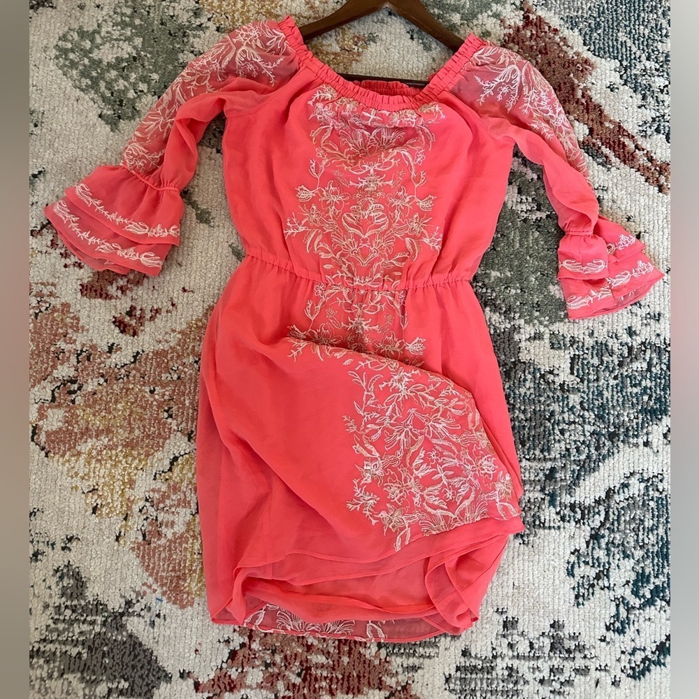 WHBM Coral Off Shoulder Embroidered Mini Chiffon Blouson Dress Ruffle XSP